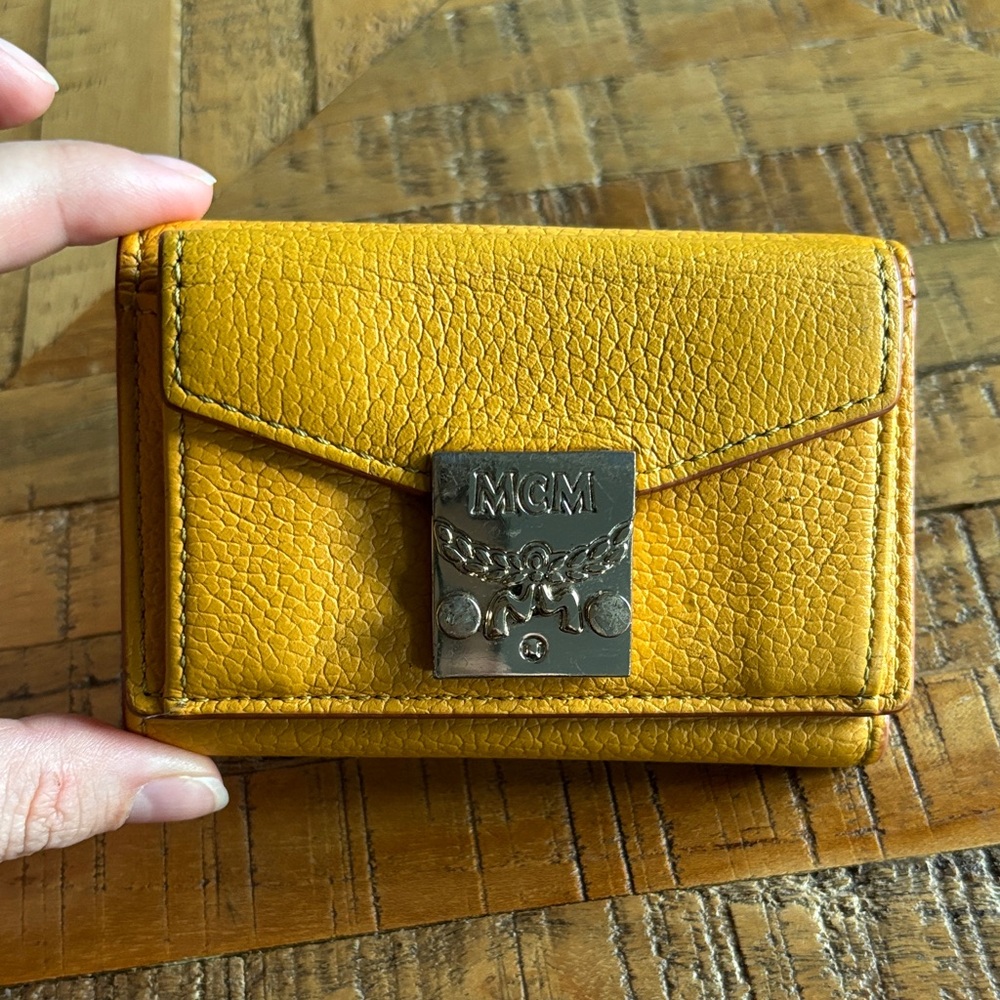 MCM Mustard Yellow Pebbled Leather Card Holder with Logo Lock